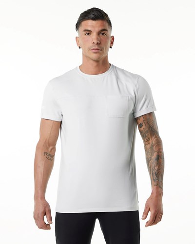 Alphalete Premium Kurzes Sleeve Pocket Tee Weiß | HO4658321