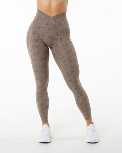 Alphalete Single Brushed Cross-Wrapped Legging Pebble Print Mocha | PA4036125