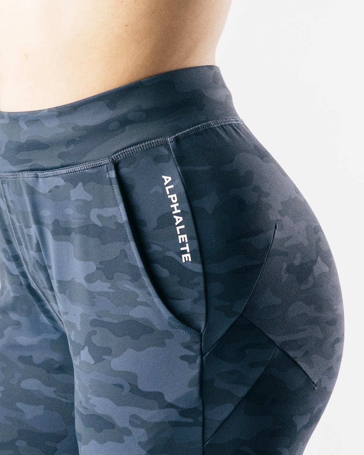 Alphalete 4-Way Stretch Jogger Dunkelnavy Camouflage | AM1472593