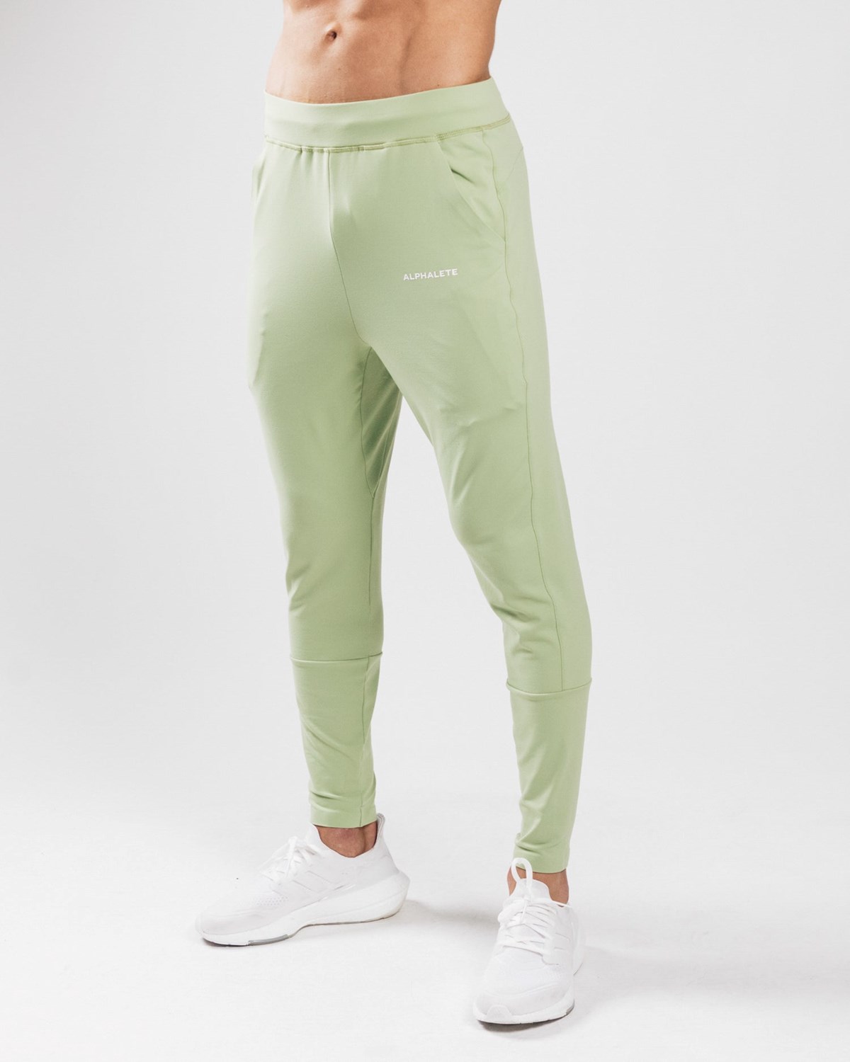 Alphalete 4-Way Stretch Jogger Frozen Spring | HF5390817