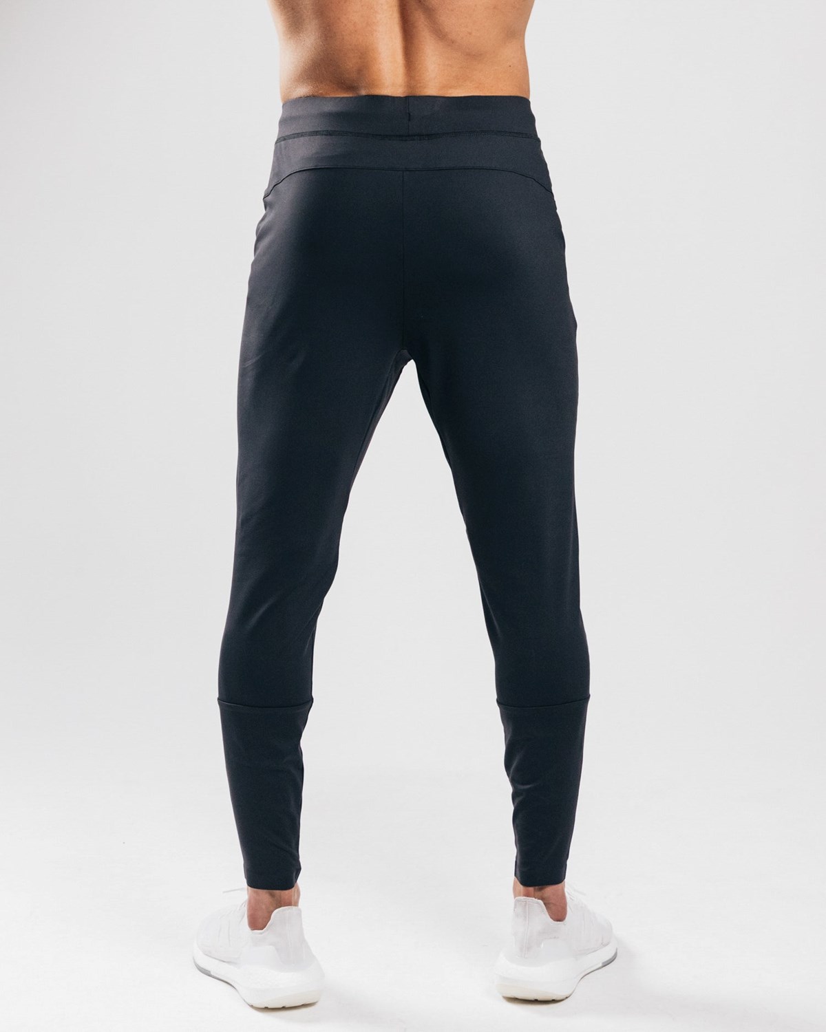 Alphalete 4-Way Stretch Jogger Schwarz | SJ5384071