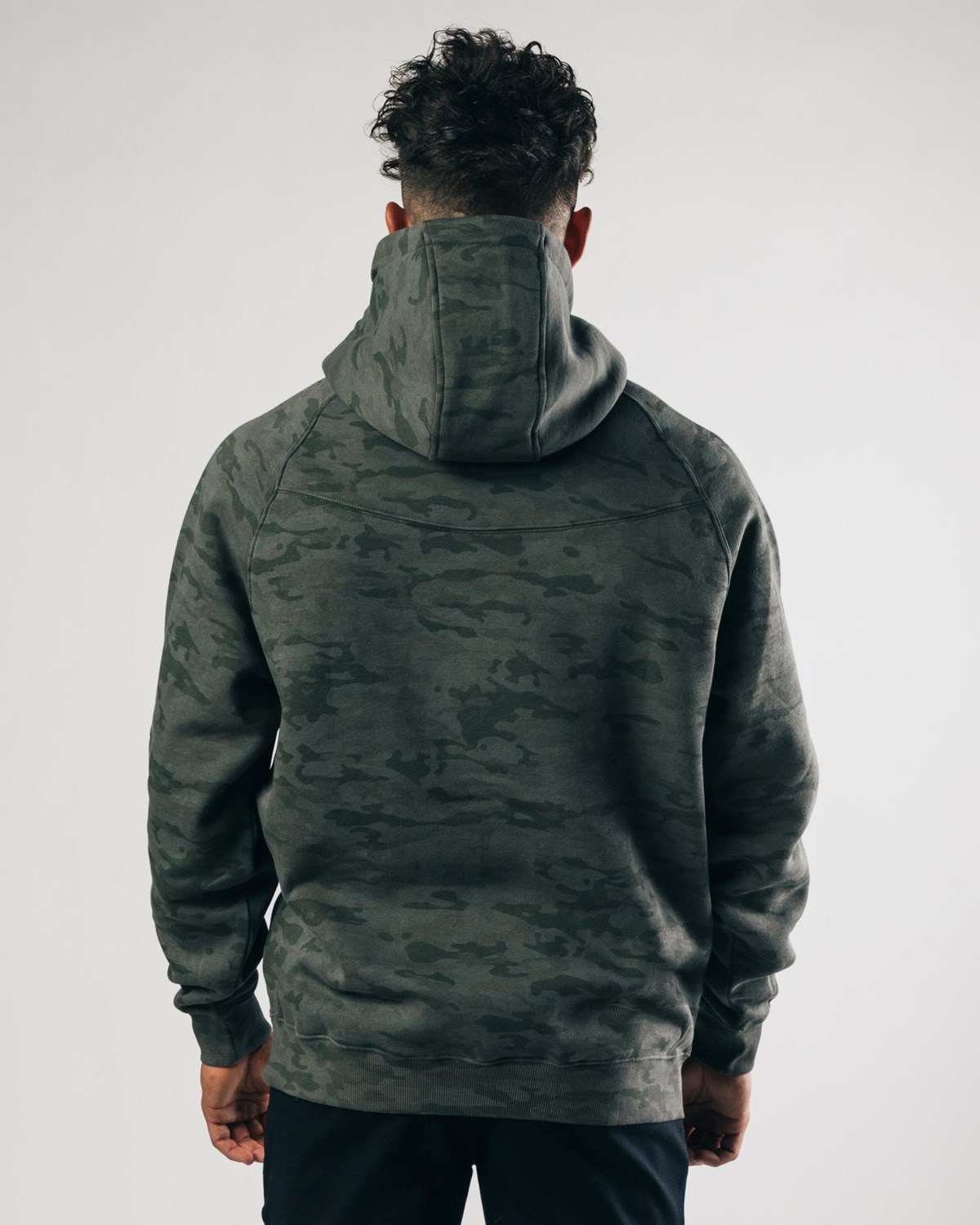 Alphalete Fitted Performance Hoodie Grün | HW2965813