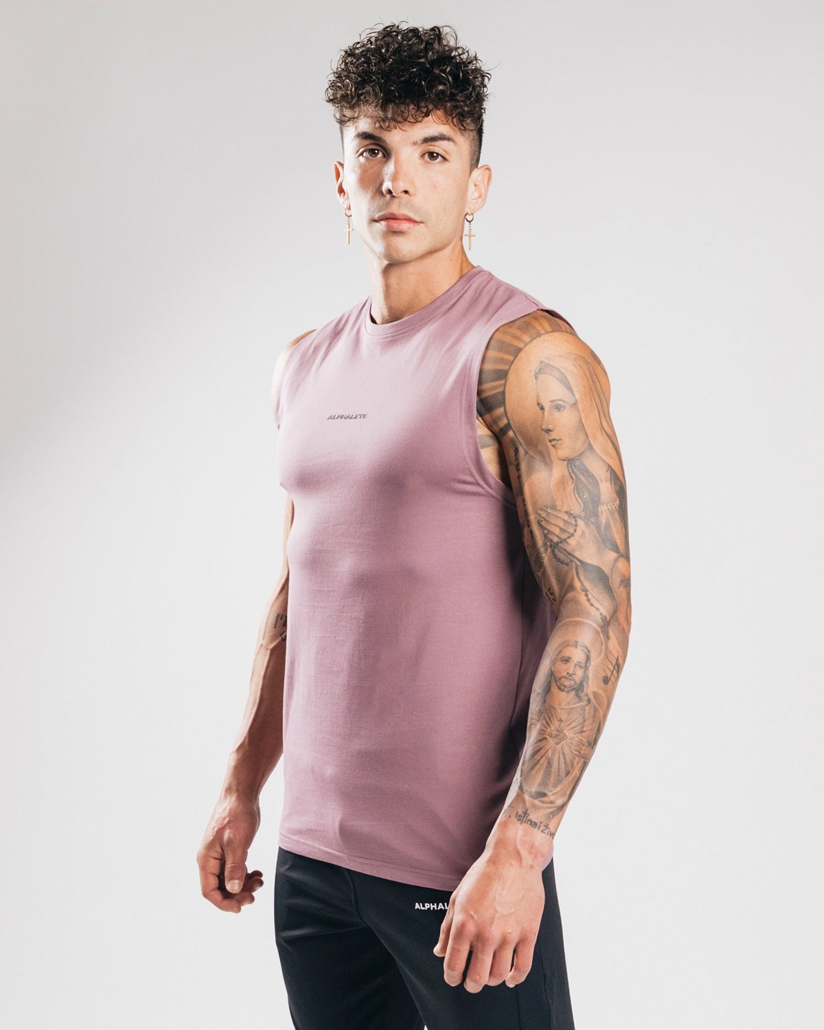 Alphalete Fitted Performance Tank Lila | IJ6504389