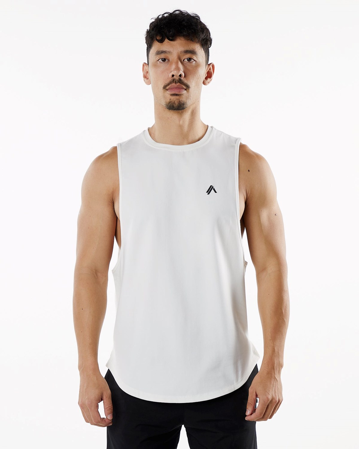 Alphalete Fitted Performance Tank Weiß | VA5093174