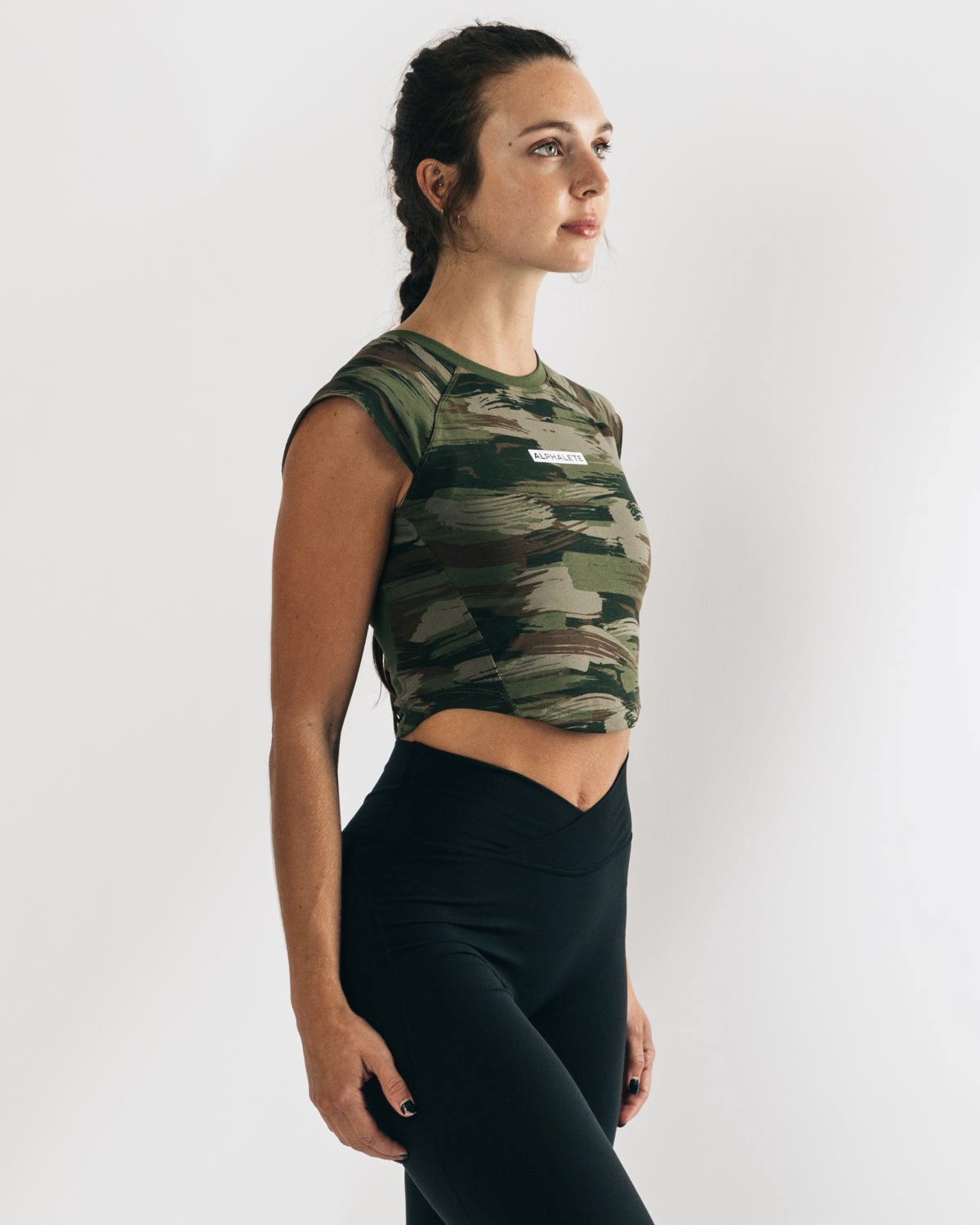 Alphalete High Performance Kurzes Sleeve Crop Tee Olivgrün Camouflage | UT1203859