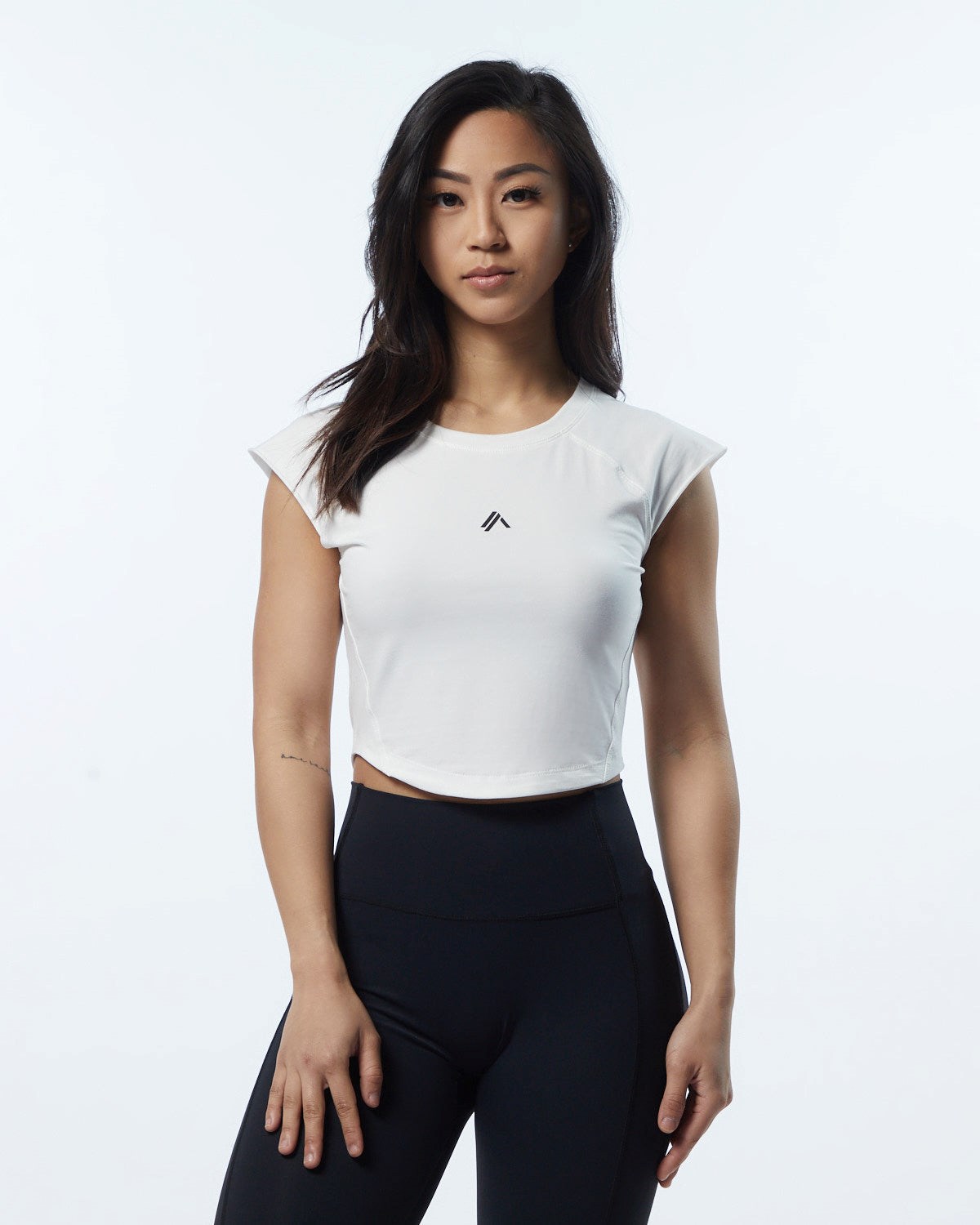 Alphalete High Performance Kurzes Sleeve Crop Tee Resin | UW2580437