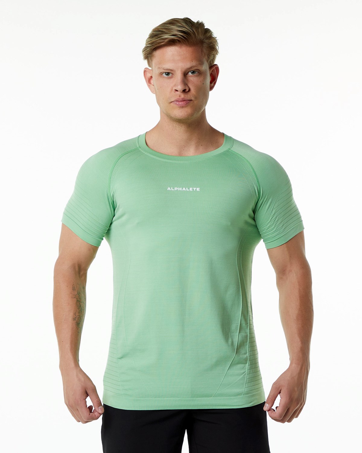 Alphalete High Performance Seamless Kurzes Sleeve Tee Pistachio | JL5289641