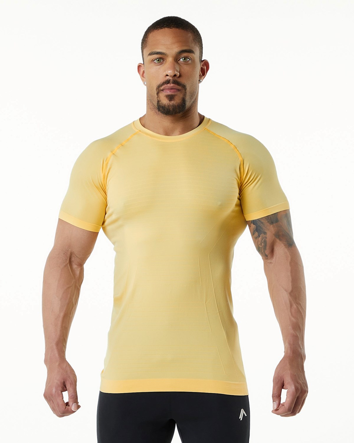 Alphalete High Performance Seamless Kurzes Sleeve Tee Faded Honey | LM0652713