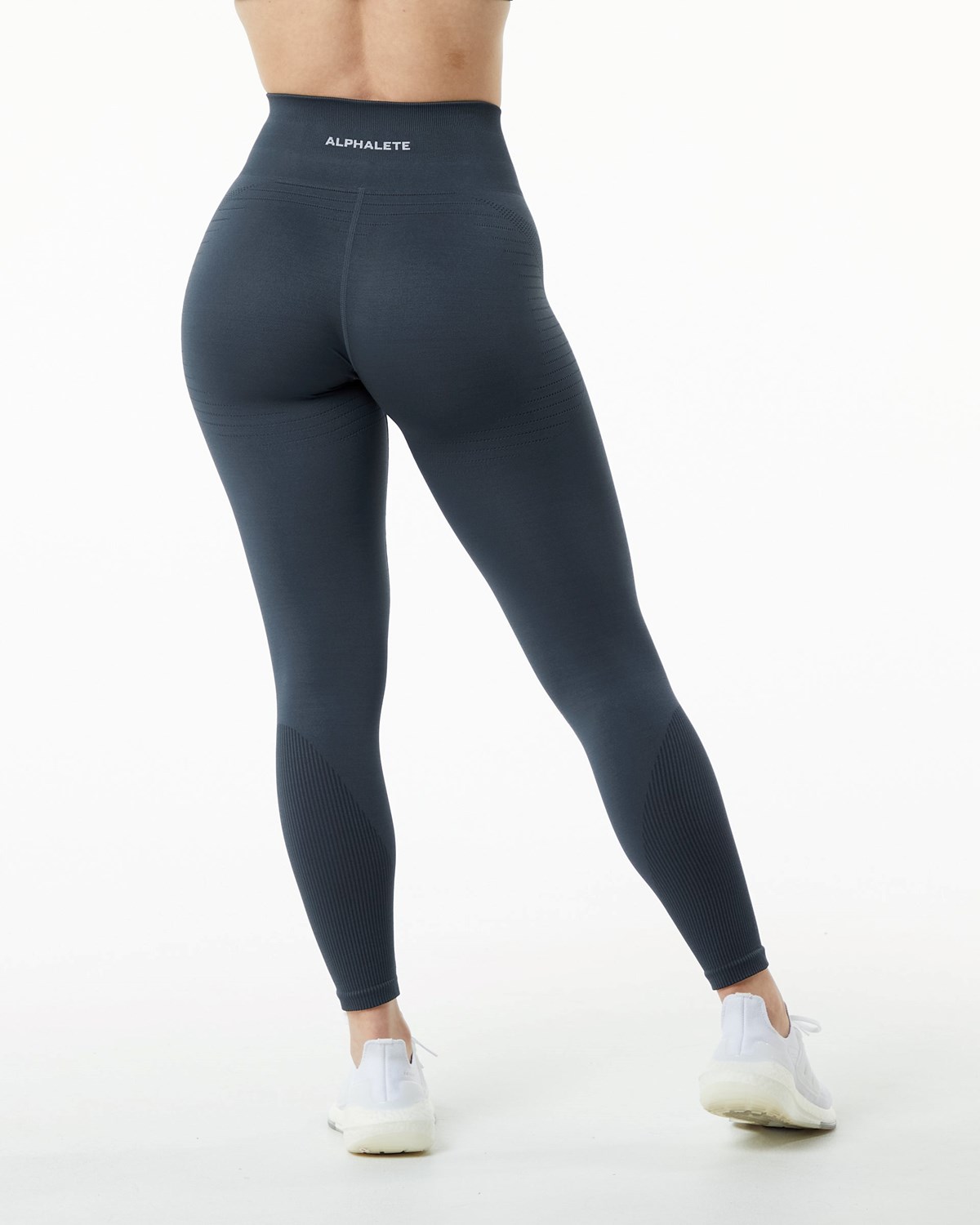 Alphalete High Performance Seamless Legging Carbon | EJ5896074