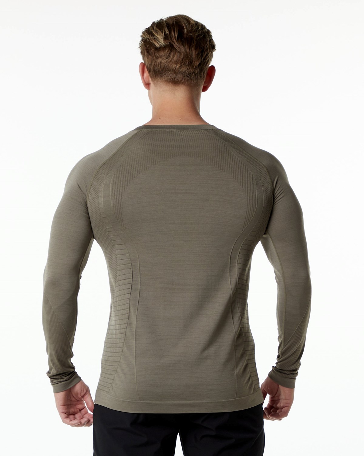 Alphalete High Performance Seamless Long Sleeve Tee Cedar | UX2954716