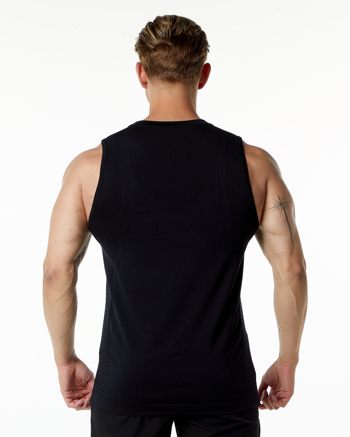 Alphalete High Performance Seamless Tank Schwarz | WT7806512