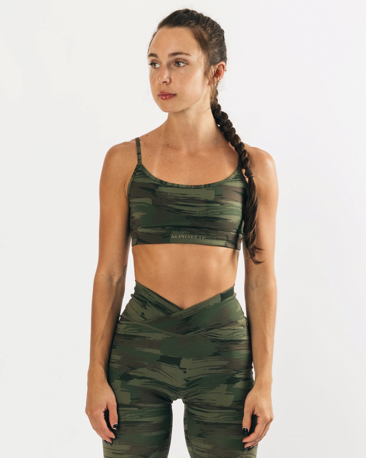 Alphalete Medium Impact Bra Olivgrün Camouflage | OT0753982