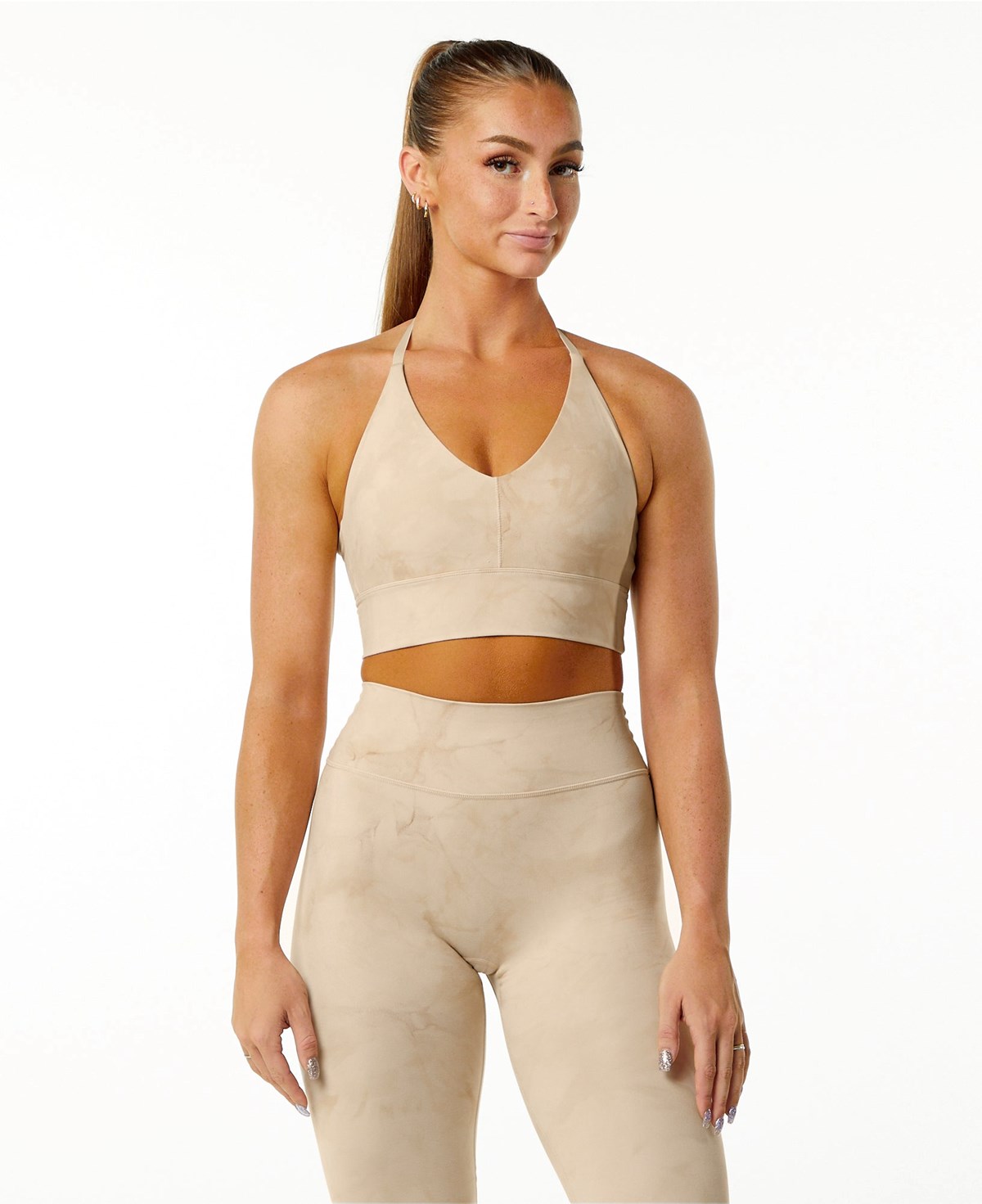 Alphalete Medium-Impact Luxury Sports Bra Hazelnut | OV5813269