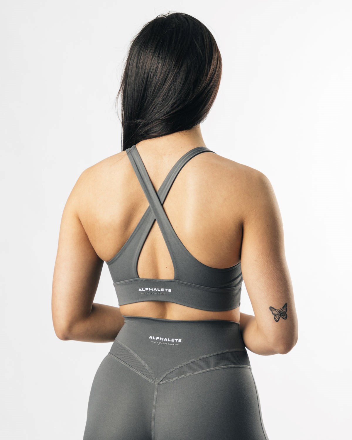 Alphalete Medium-Impact Luxury Sports Bra Volcanic Ash | PV8713509