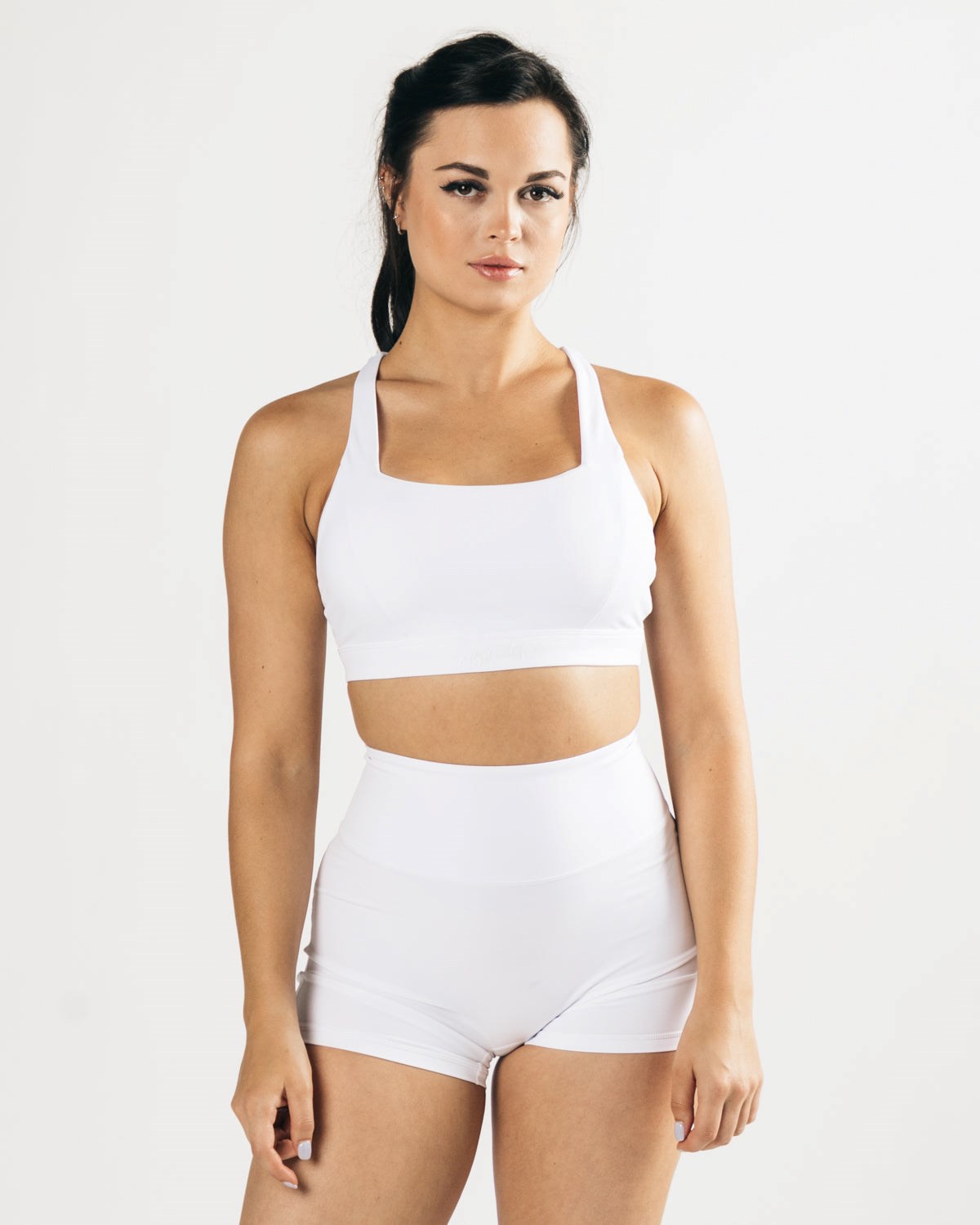 Alphalete Medium-Support Riemen Open Back Sports Bra Weiß | EF1593784