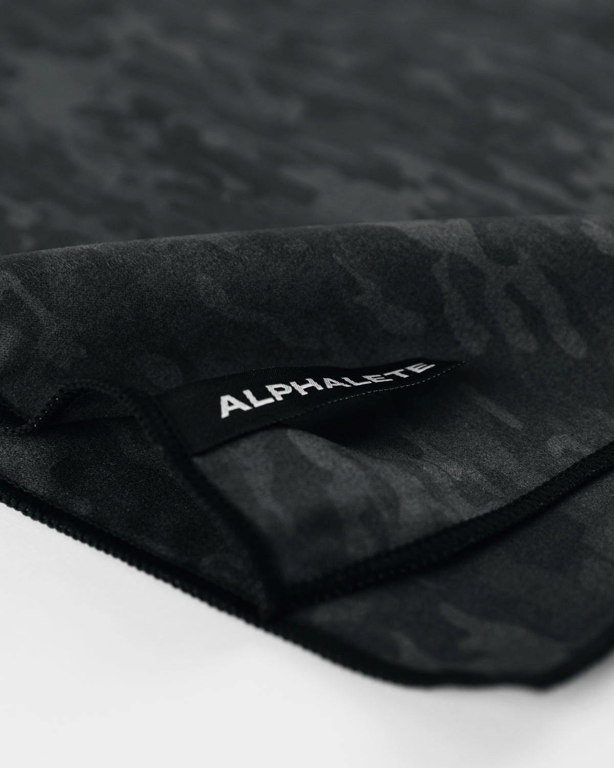 Alphalete Premium PBNS Gym Towel Schwarz Camouflage | NQ6841270