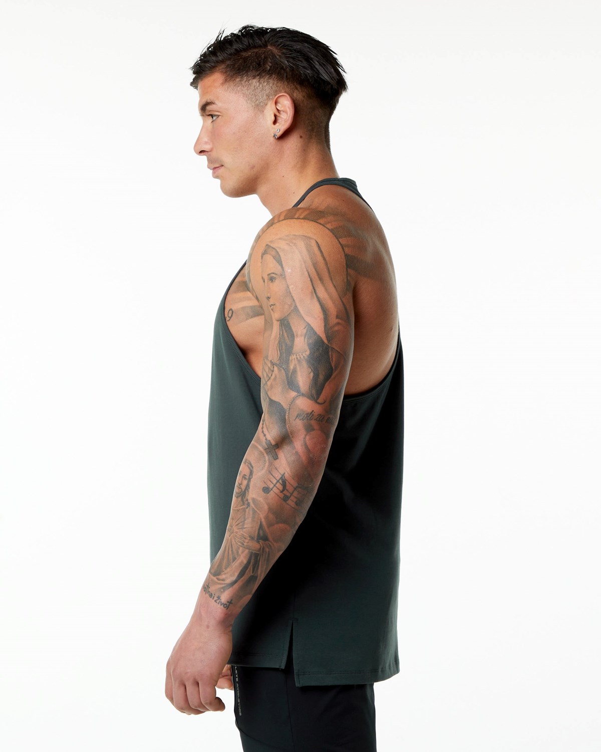 Alphalete Stepped Hem Stringer Grün | LG4528917