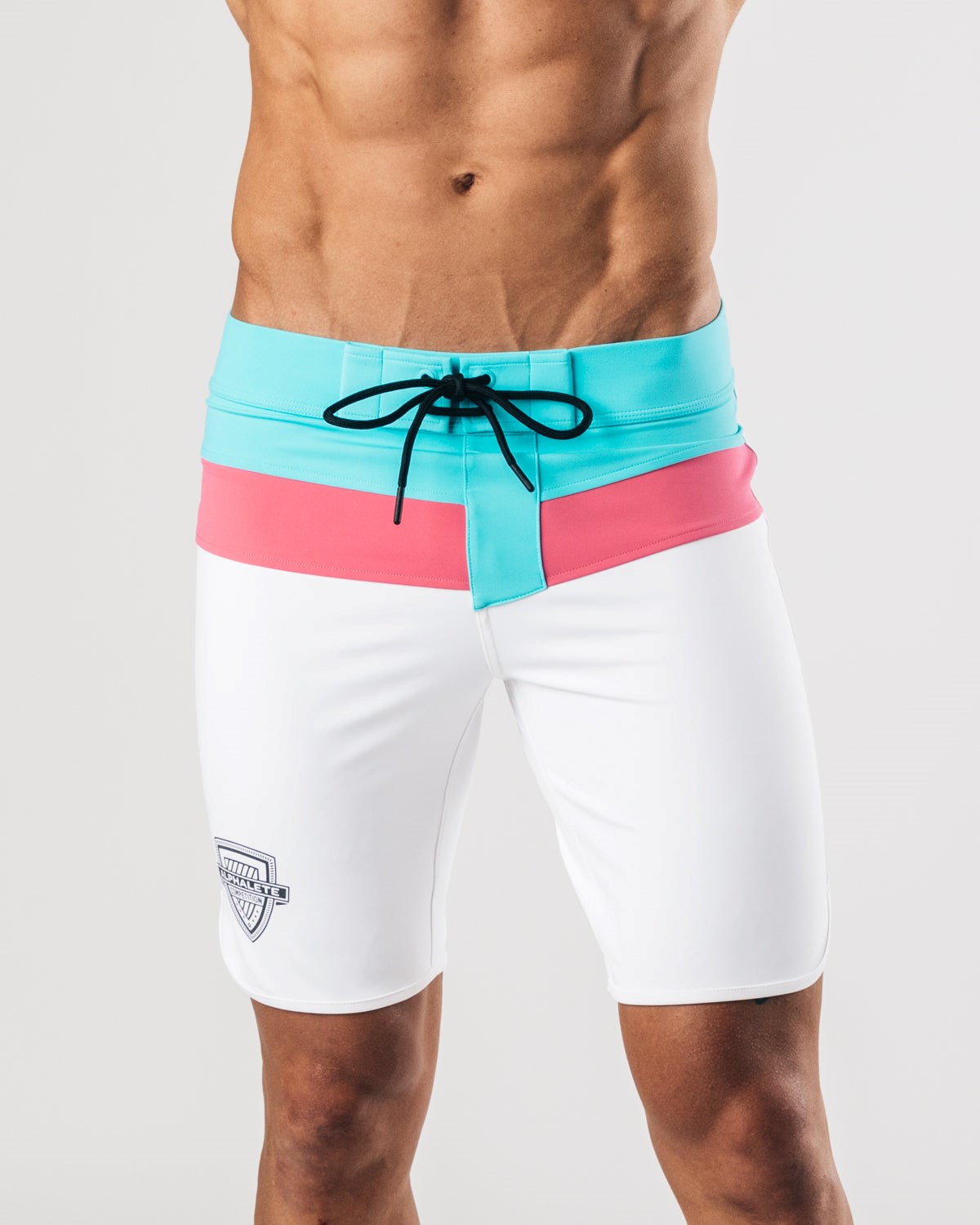 Alphalete Wettkampf Board Kurzes South Beach | YA5460179