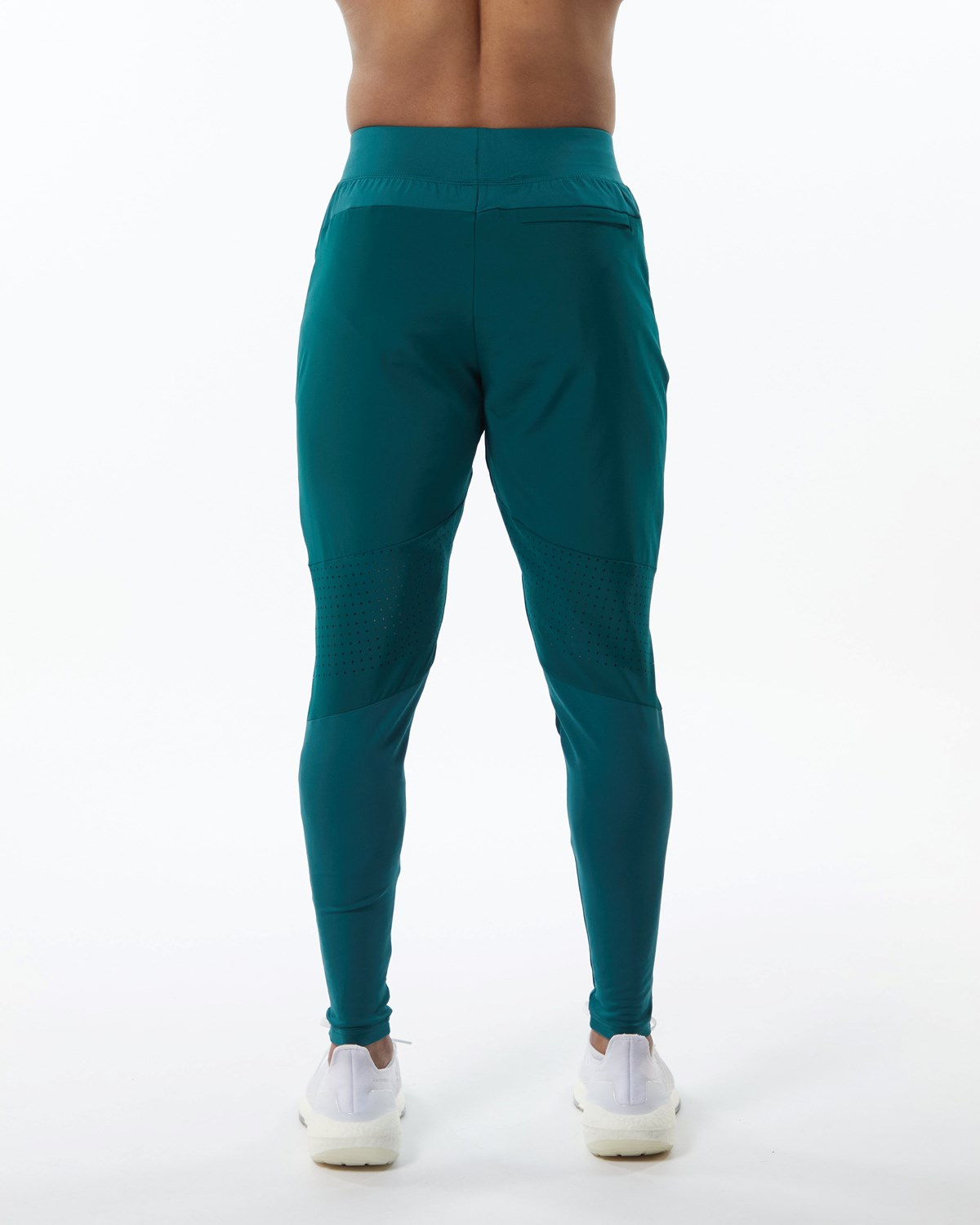 Alphalete Woven 4-Way Stretch 29